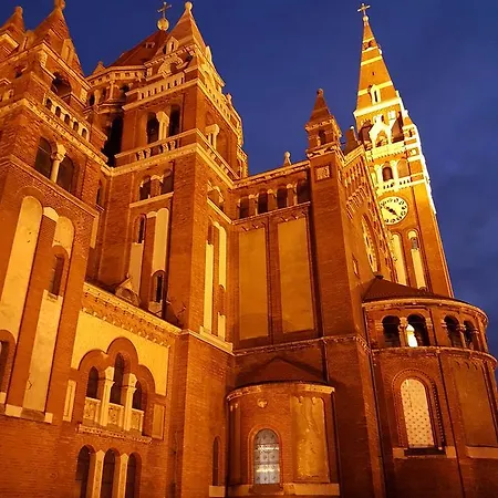 Nádor Apartman Dóm Panorámával * Szeged