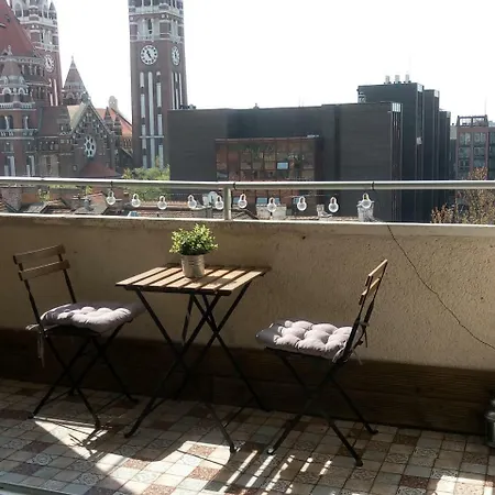 Nádor Apartman Dóm Panorámával *